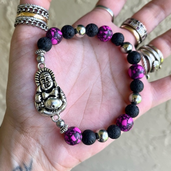 🔴❌ SALE ! red dot items are 2 for $25 . Bundle more than 3 and its $10 each 🙂 - Picture 3 of 13